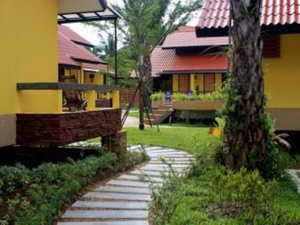 Tanisa Resort Chumphon Zewnętrze zdjęcie