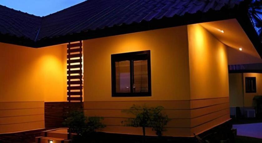 Tanisa Resort Chumphon Zewnętrze zdjęcie