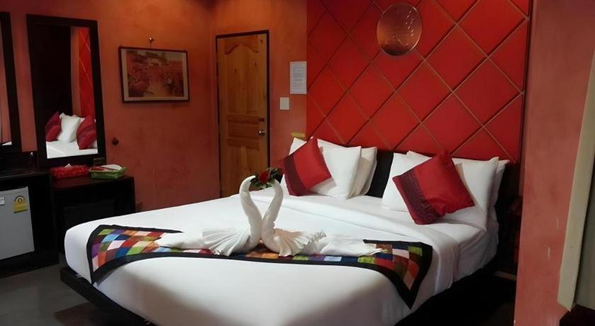 Tanisa Resort Chumphon Zewnętrze zdjęcie