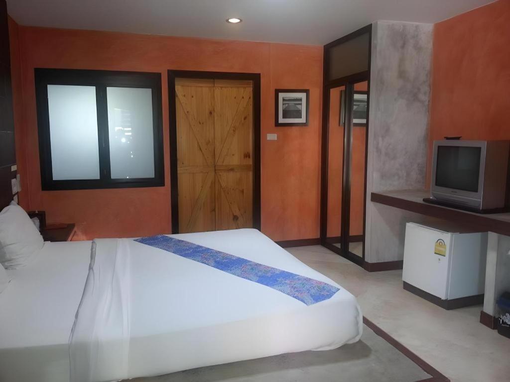 Tanisa Resort Chumphon Zewnętrze zdjęcie