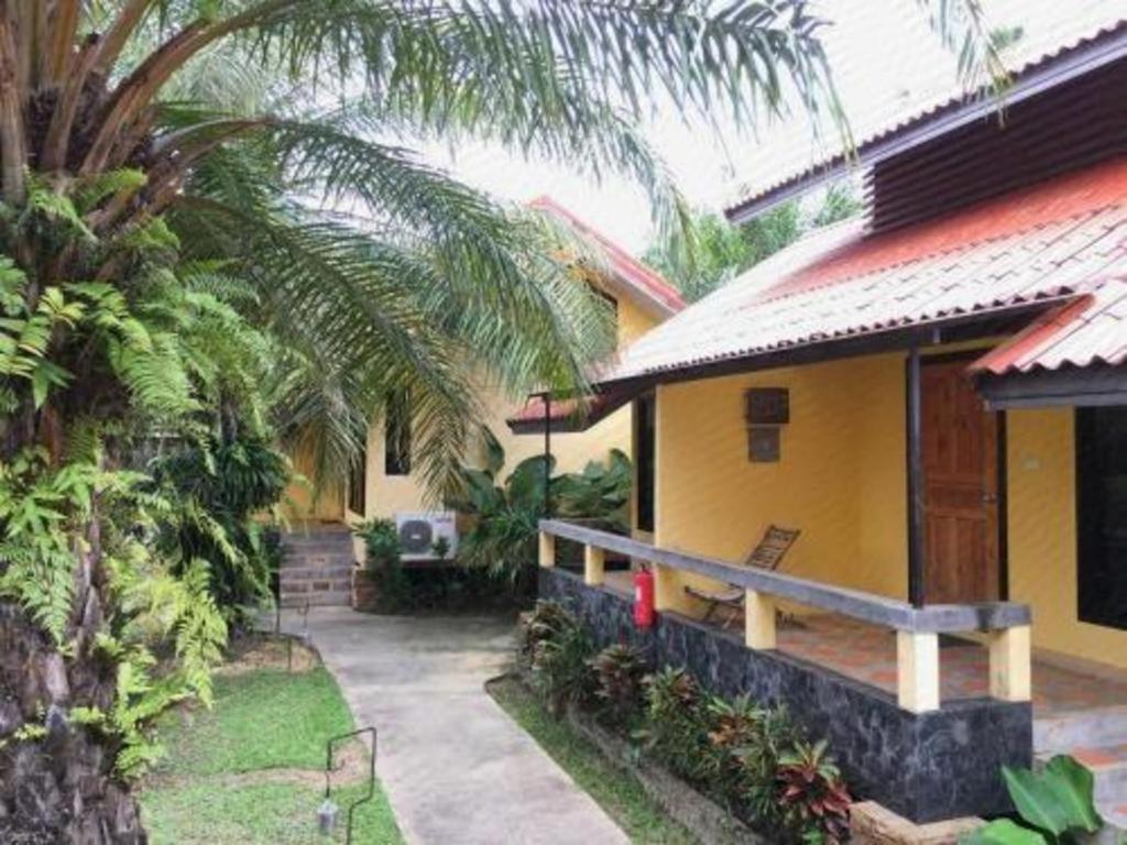 Tanisa Resort Chumphon Zewnętrze zdjęcie