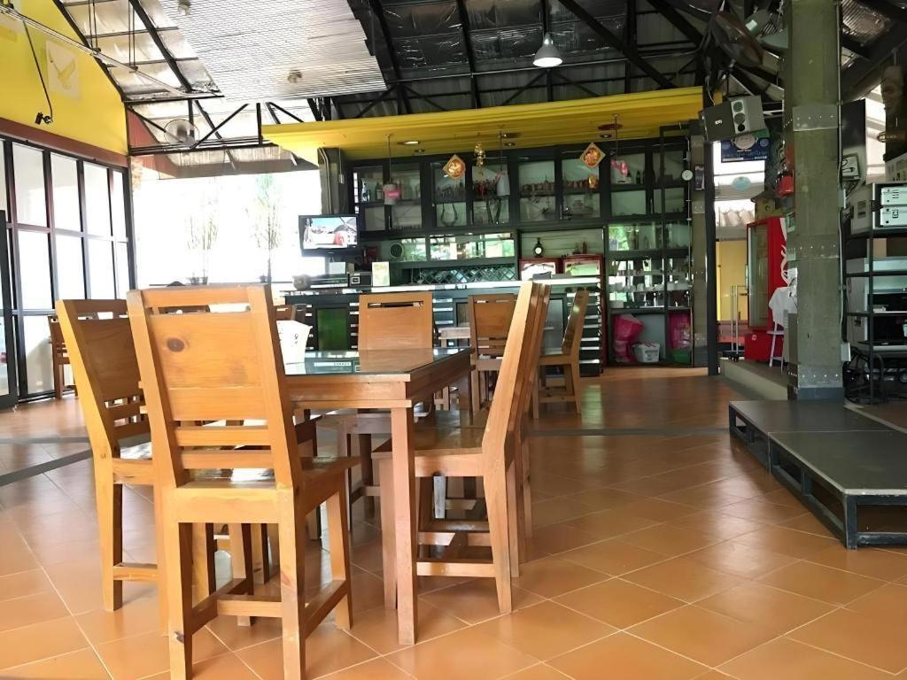 Tanisa Resort Chumphon Zewnętrze zdjęcie
